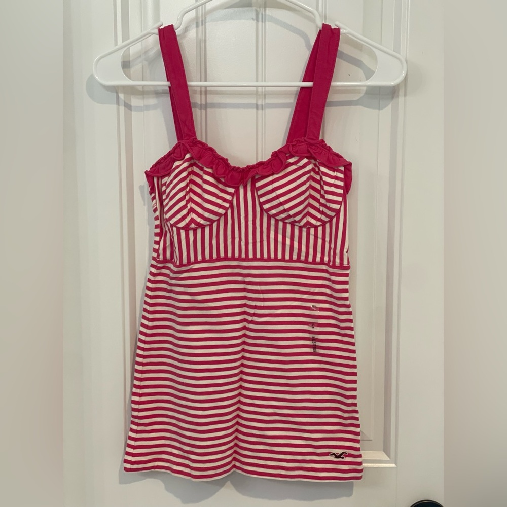 HOLLISTER NWT Striped tank size S